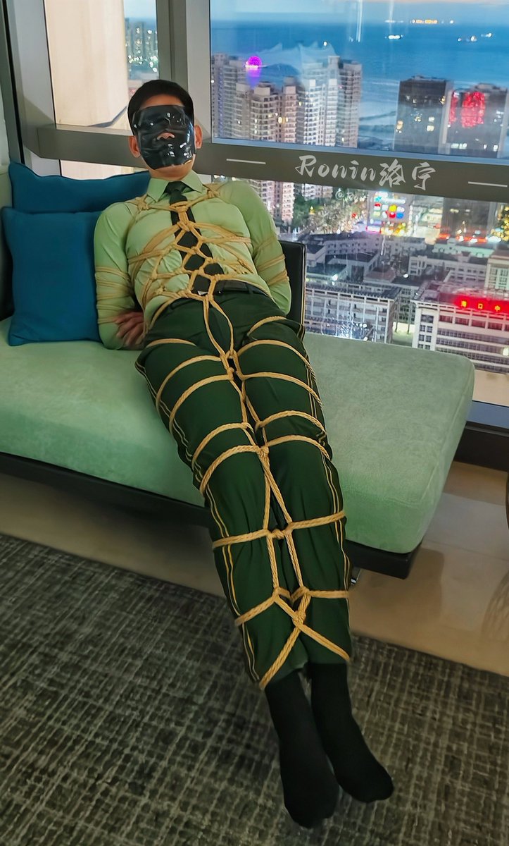 Ronin 洛宁 tweet media