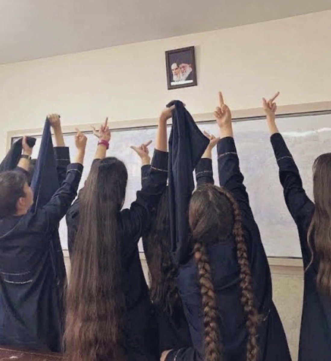 Queréis feminismo?

Tomad feminismo… Del bueno!