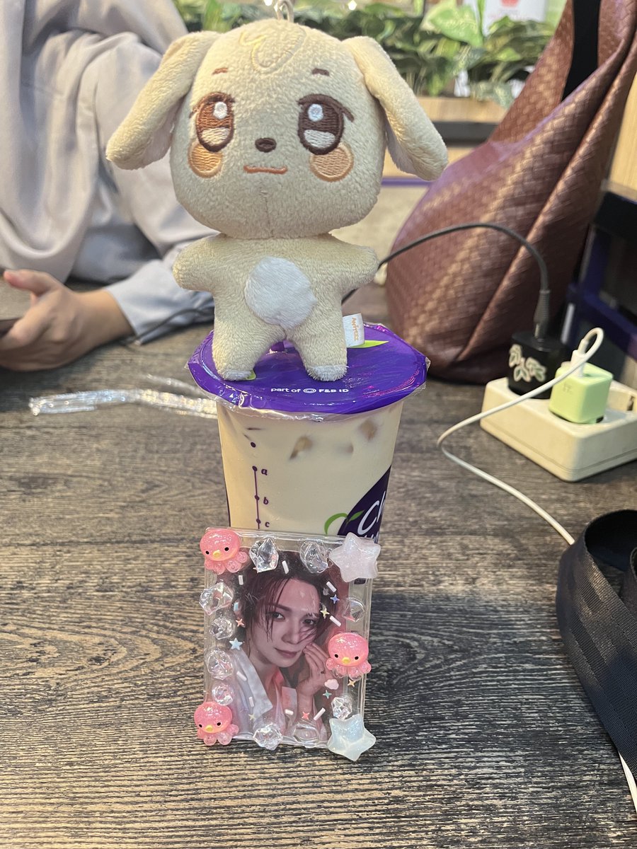 ૮ • ﻌ - ა tweet media