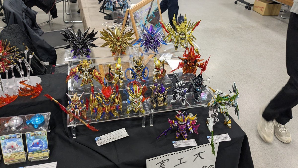 hokkaidocharamo's tweet photo. 昨日は当会が協賛させて頂いた #全道学模展3rd  にお邪魔しました。
協賛賞は北海学園大学の福原さんが制作されたSEEDズゴックに進呈させて頂きました。パールとメタリックの塗装が大変美しい作品でした。
３回目の今年は年々レベルが着実に高まっていることを実感できる素晴らしい展示会でした。 https://t.co/b7yKDDNhOr