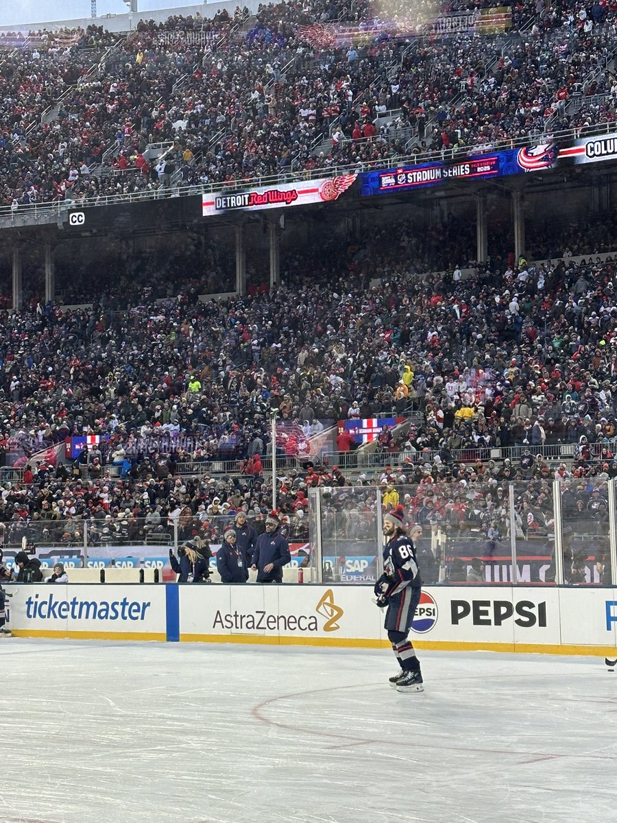 JacketsInsider's tweet photo. One year ago today, an experience I’ll remember forever. #CBJ https://t.co/5YruIvavPU