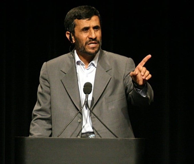 موژی tweet media