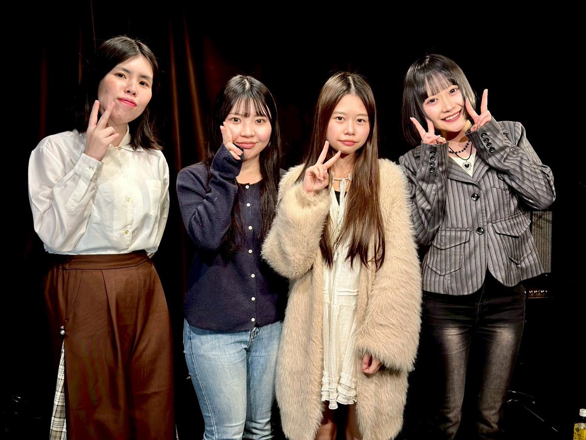 flower__mimi's tweet photo. セブンデイズでした🐰🌟
ありがとうございました🎤✨️

今日、MCでチラッと言ったこと、
また詳しく載せるね〜🎀！！

次はラジオです📻！！3/4(水)
2回目だぁ！楽しみ楽しみ👶🏻🎶
みんなコメントたくさんまってるねっ👀💗 https://t.co/qsct79RrLp
