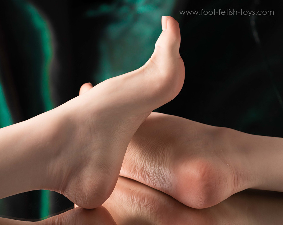 FOOT FETISH TOYS (@sohobtob) on Twitter photo 