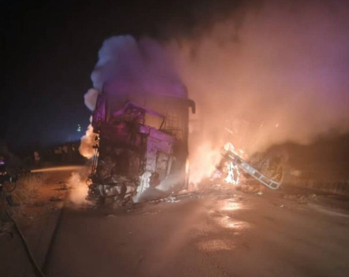 Six Dead in Fiery Bus-Truck Crash on Uganda Highway