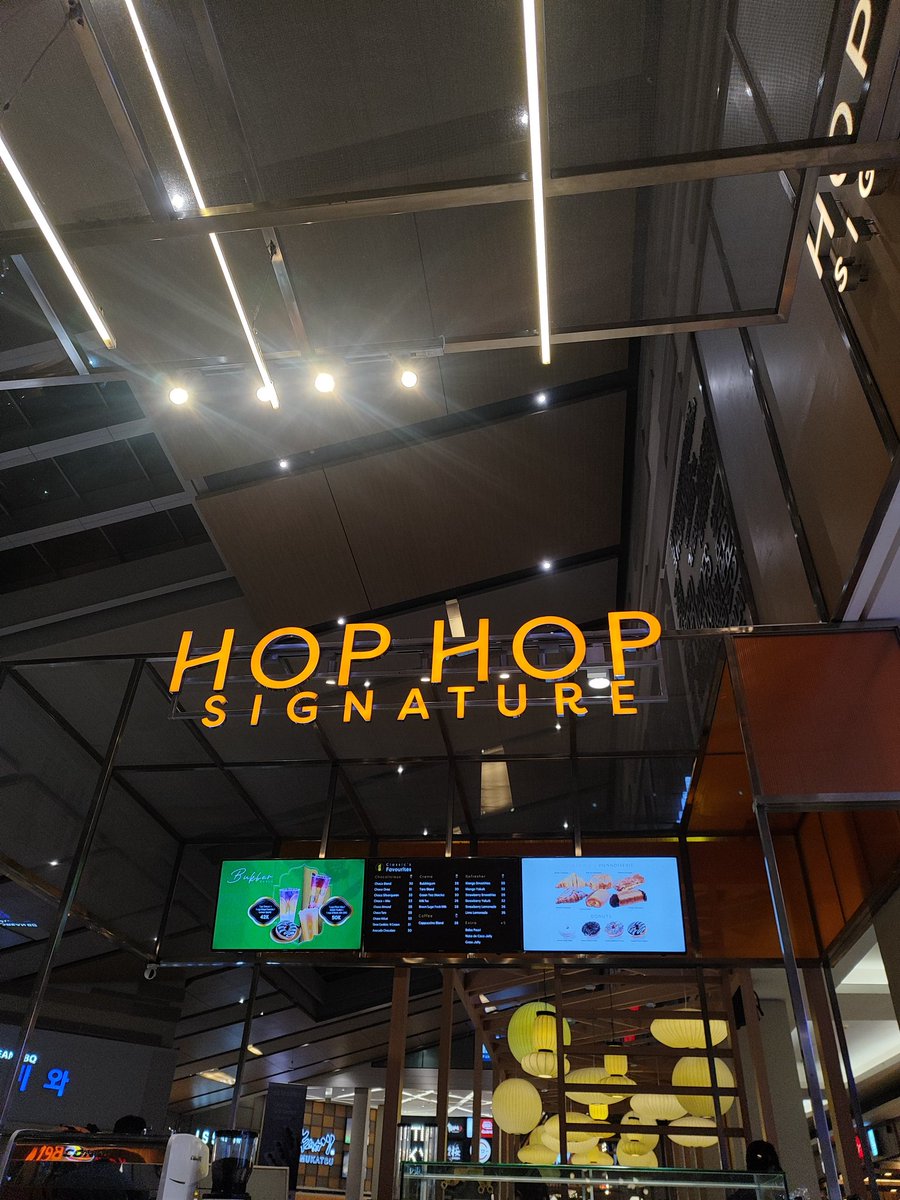 Sumpah g worth it ternyata buka puasa makan ayce.. mending makan sundaan...😭
Makan dikit udh enek