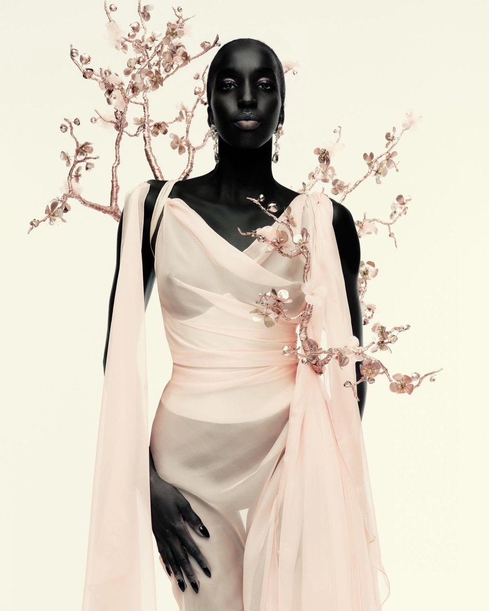 THE FASHION RESOURCE tweet media