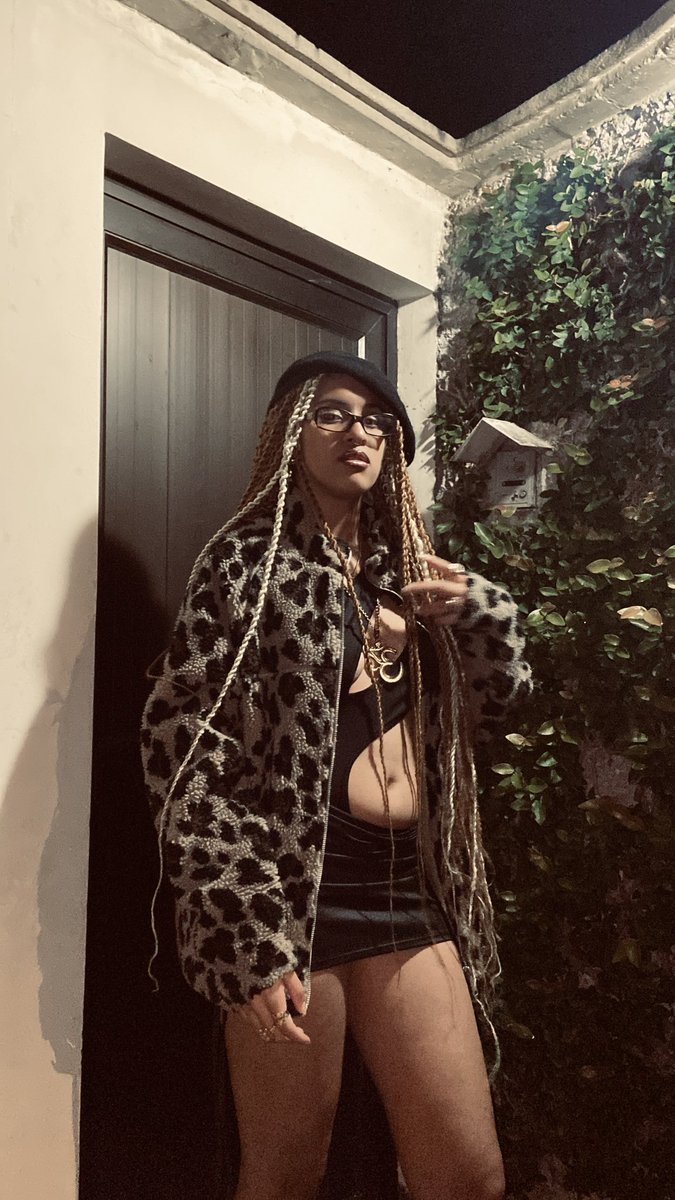 Neguinha Dourada☥ tweet media