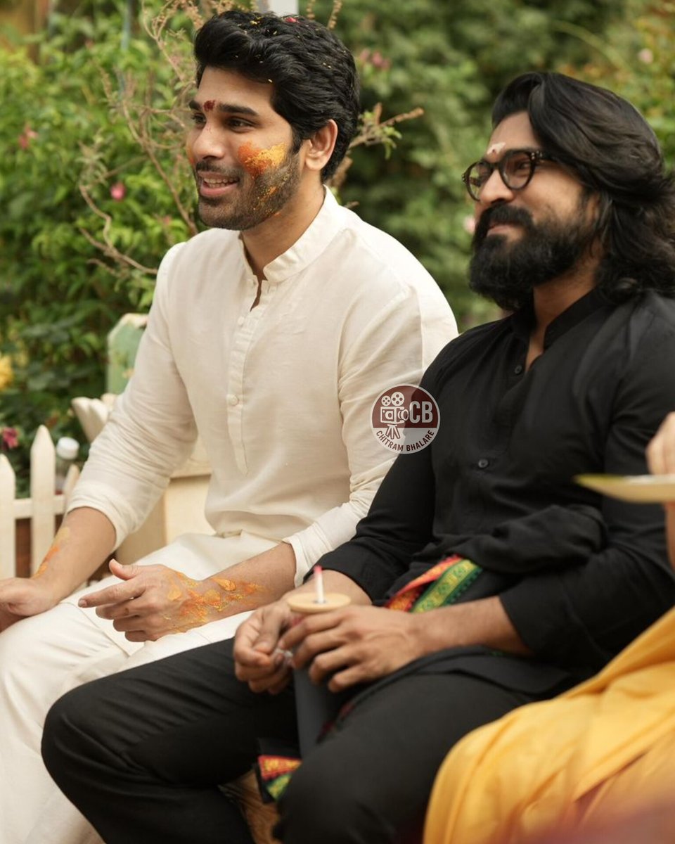 #Peddi at #allusirish bridegroom ceremony

#RamCharan