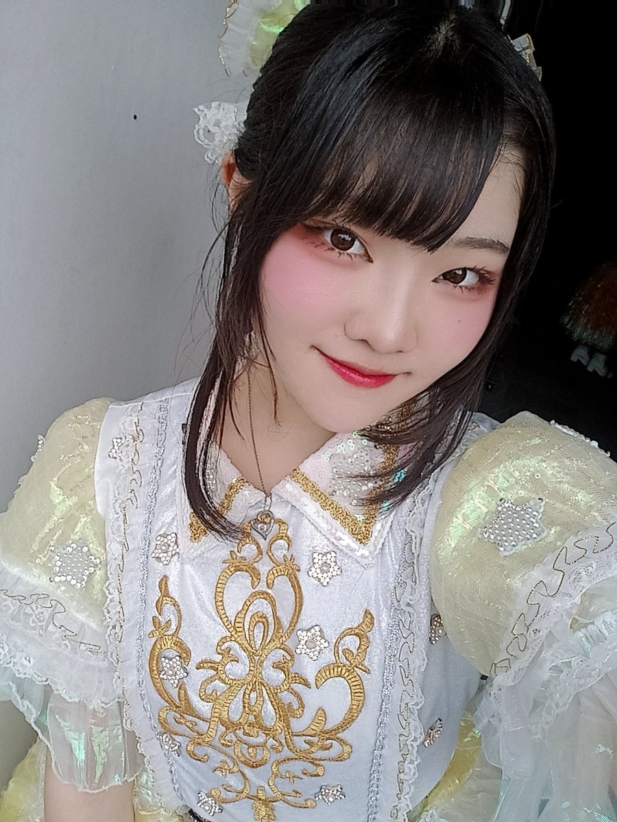 昨日の動画見返してたら11時すぎちゃってました💦 
すみません🙇🏻‍♀️´-

本当にこの2日間はいろんなことあって個人的にドタバタしてた！！ 
ファニコンにも今の乃愛の気持ちちょっと書かせて貰いましたけど！

もっと頑張らなきゃというのが多かったので、明日からまた追い込みます！💛

おやのあ🐈‍⬛ᩚ