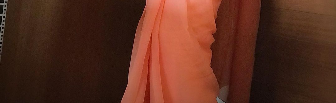 Too glam to give a damn... especially in a saree...