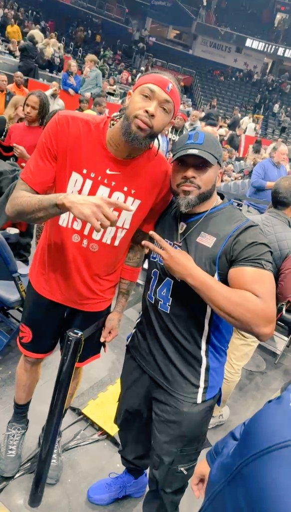 JMAL4LIFE's tweet photo. Notorious BI3 💪

“Blessed to meet one of the smoothest games in the NBA 🏀”
From college to pro!
 #DAY1 https://t.co/JLxYmCmzJL