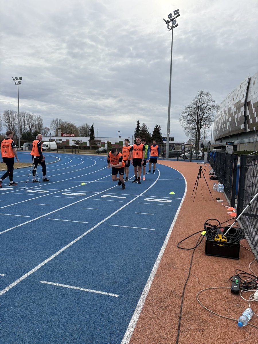 KS Dolny Śląsk tweet media