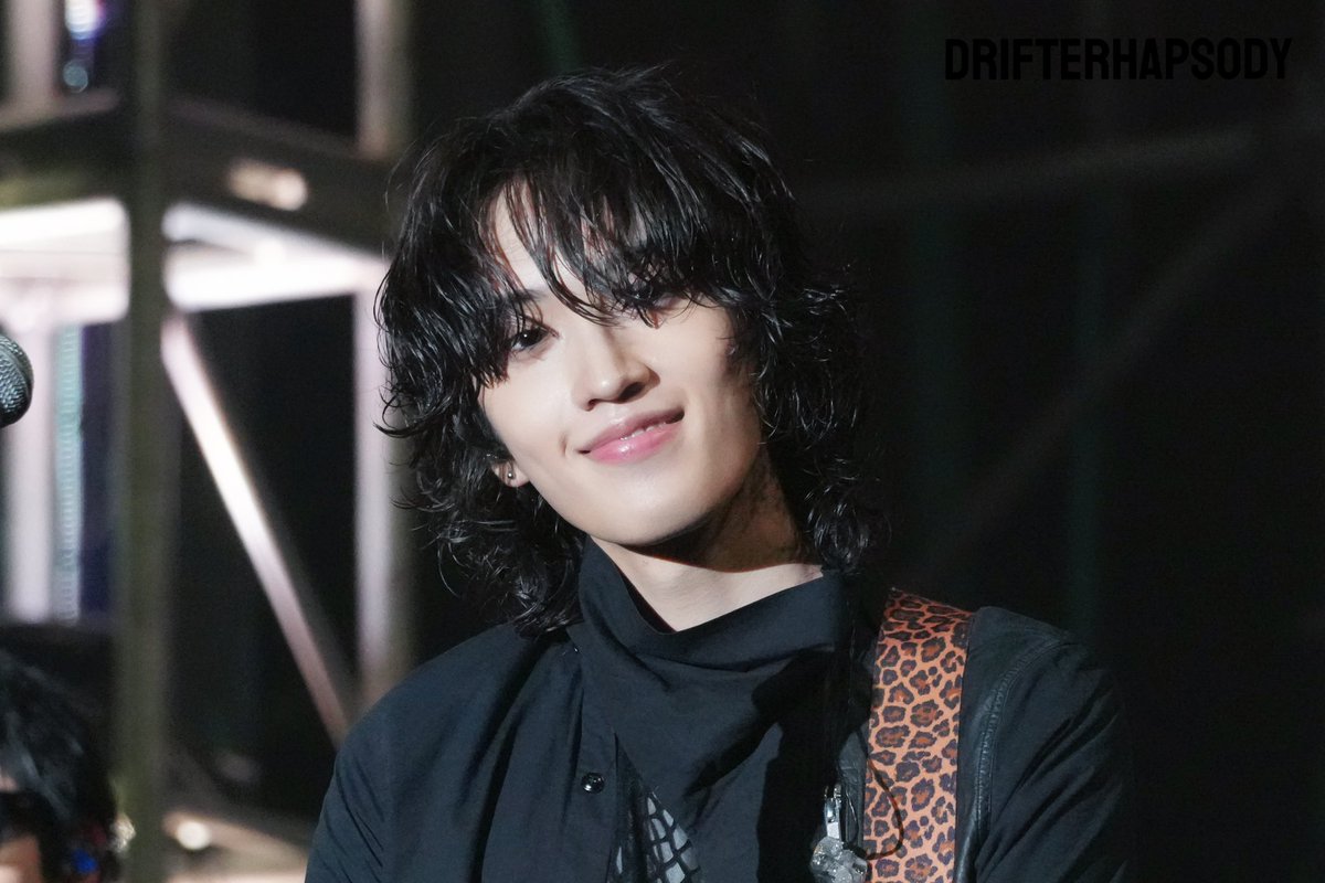 ㄹㄹㄹㄹ tweet media