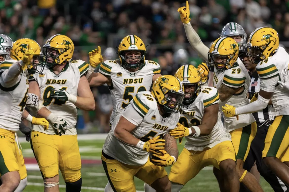 BisonReport's tweet photo. .@NDSUfootball and @NDSUmbb against UND, USD, and SDSU: 

9-0. Average margin of victory: 19 points. https://t.co/E7E20y3tlV