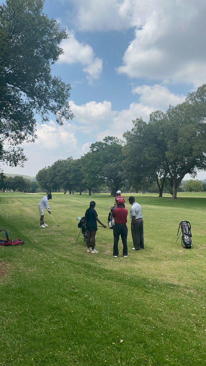 Janelle_M327's tweet photo. Let’s Golf ⛳️ 🏌️‍♀️ https://t.co/iaKBRjDojU