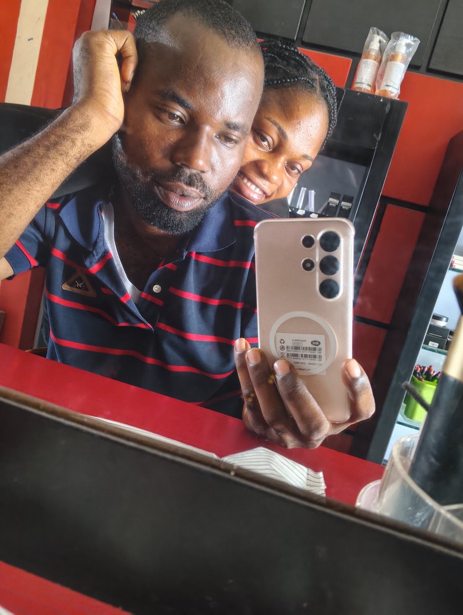 udosenekemini1's tweet photo. @itelNigeria Remember this proud itel user once Arsenal scores. @itelNigeria https://t.co/4LDA3FymMU