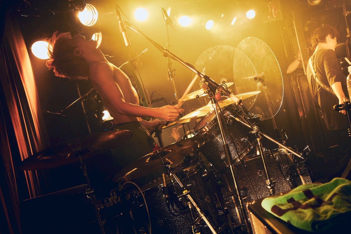 Teru_SL13's tweet photo. #ThisisLAST 
one man live tour “Trigger”
＠ 千葉LOOK

Thank you sold out!!

ツアー初日ありがとうございました
初日らしい緊張感と熱量、最高でした

各地方でお会いできるのが楽しみです

-

▫️2026/10/15(木)
初の日本武道館 単独公演
🎫 https://t.co/fxtpKnt4AB

photo by @tetsuyayamakawa https://t.co/qKZXAXUJUn