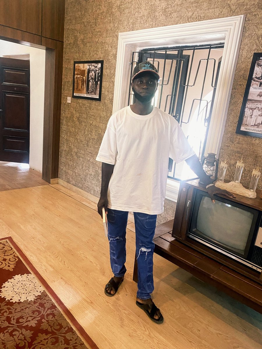 Bigequipnest's tweet photo. It's a big day for our founder and director, Ahmed Olawale Happy birthday, boss @lomobest 🤍

Many happy returns of the day 🎈🧡

#BigEquipnest 
#ceobirthday 
#founderbirthday https://t.co/MO304rlOyX