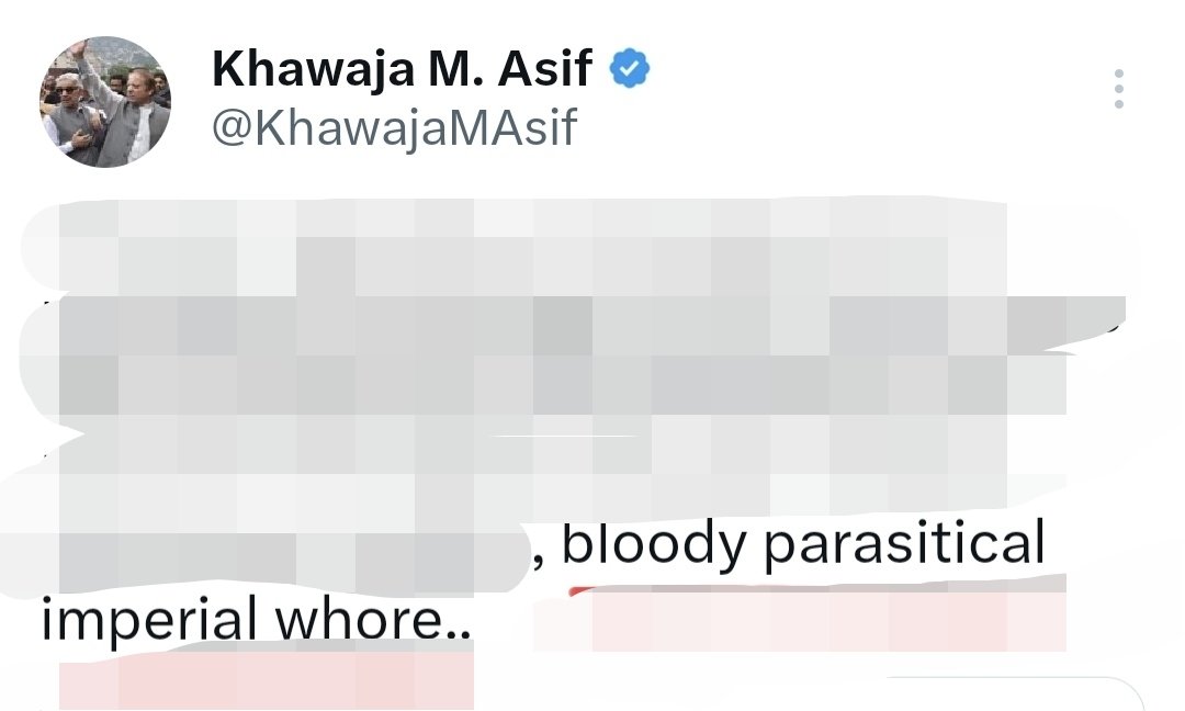 Usamakimemes1's tweet photo. ARZ KIYA HAI https://t.co/cwEVP0A2te