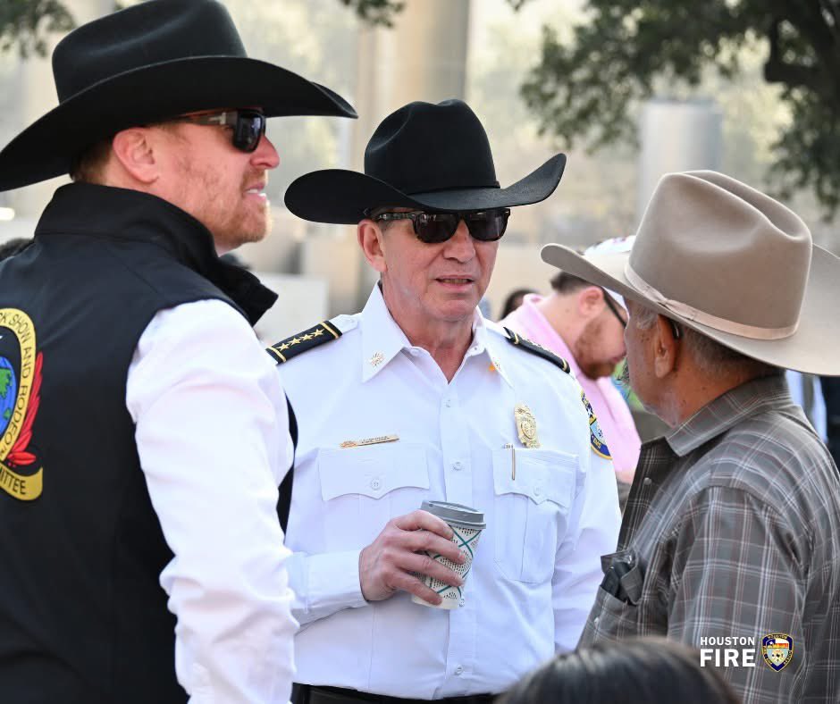 Houston Fire Dept tweet media