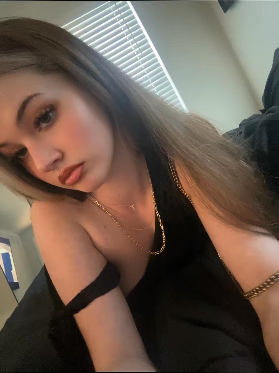 TiaraLondonxxx's tweet photo. Subscribe for HALF OFF! 💋 https://t.co/87XRbU7Pse
I’m always active .. click my link😚
#onlyfans #trending #whitegirl #prettygirls #content #contentcreators #buynudes #OnlyFansFantasy #contentgirl #nakedgirls #ExploreMore #explorepage #foryoupage #foryou #viral https://t.co/ZcIElKGKVC