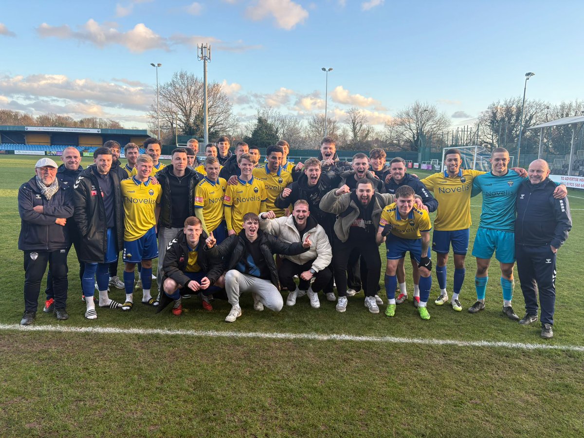 theyellows's tweet photo. Yesterday, we were delighted to welcome a group of football supporters from Poland to the https://t.co/TodUcKJZHU Stadium 🇵🇱

🧵⬇️ https://t.co/MAu5zr1IsD