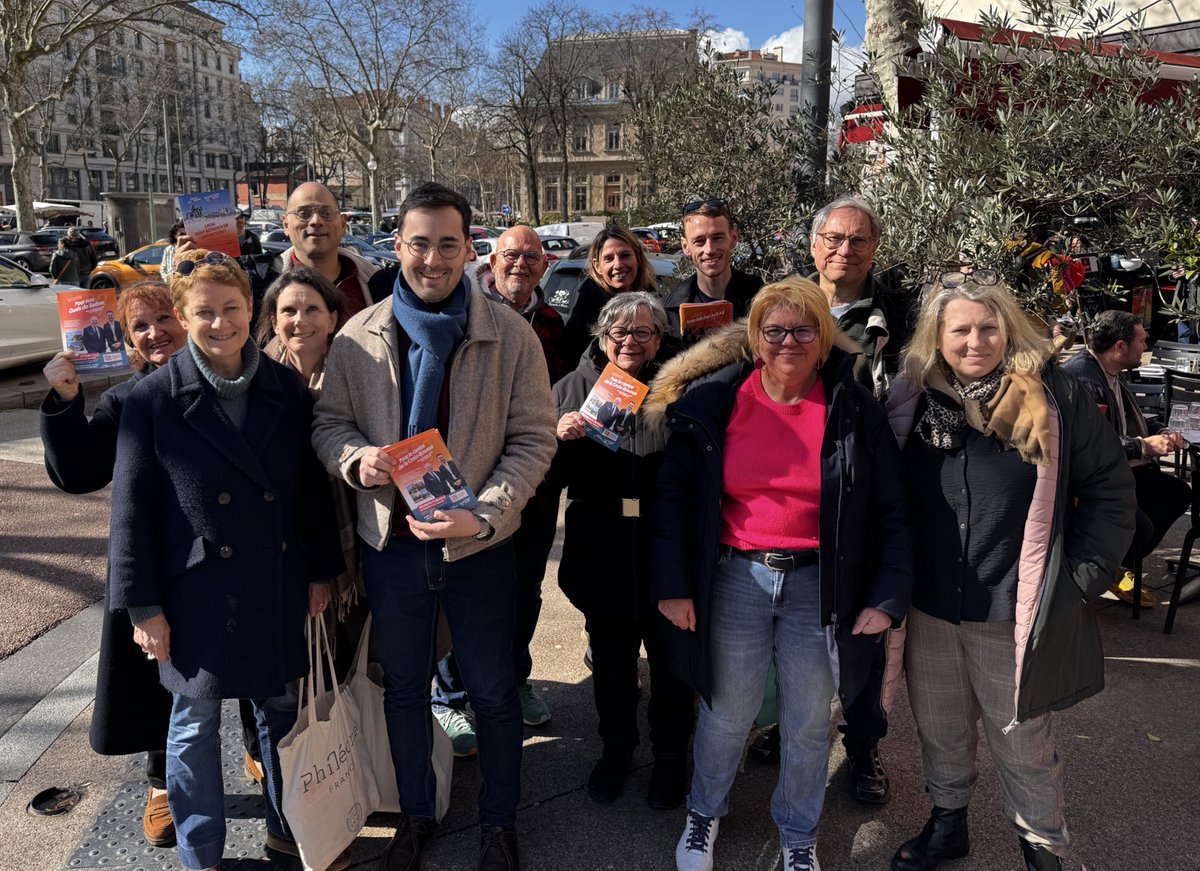 La mobilisation se poursuit ce week-end avec nos colistiers et militants pour vous présenter le projet que nous portons pour Lyon et la Croix-Rousse avec <a href="/JM_Aulas/">Jean-Michel AULAS</a> et <a href="/Coeur_Lyonnais_/">Coeur Lyonnais</a> ! 🚀 #Lyon4