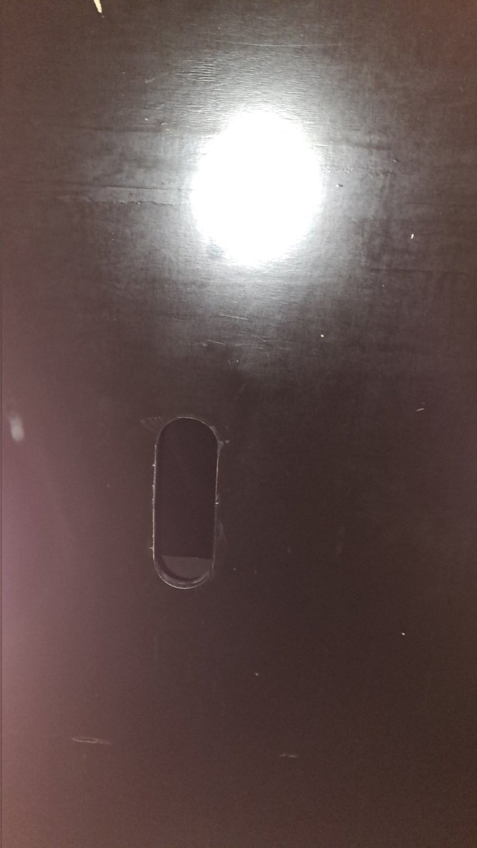 Any clue about what is this? We took the pic yesterday... 😈

Alguna idea de qué es esto? La foto es de ayer... 😉