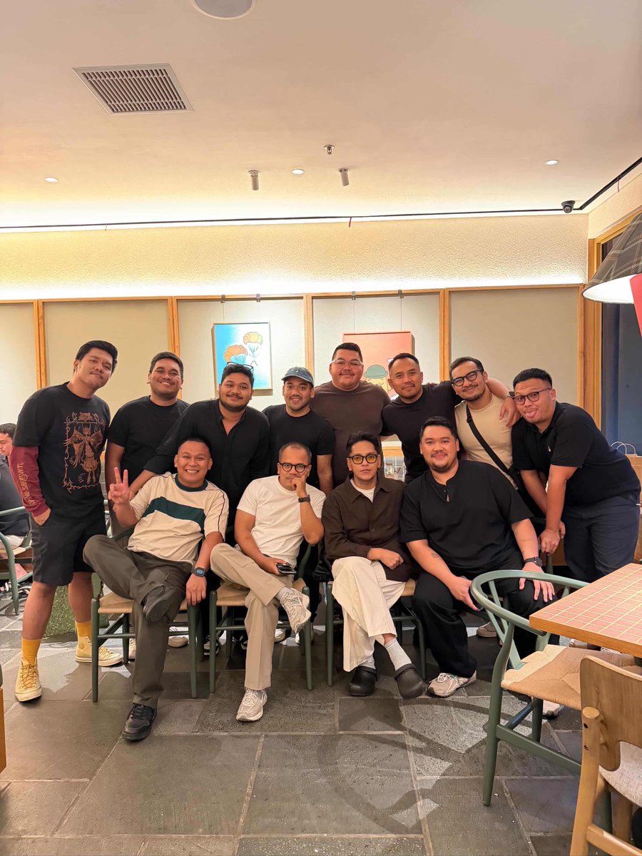 Bola Pingpong tweet media