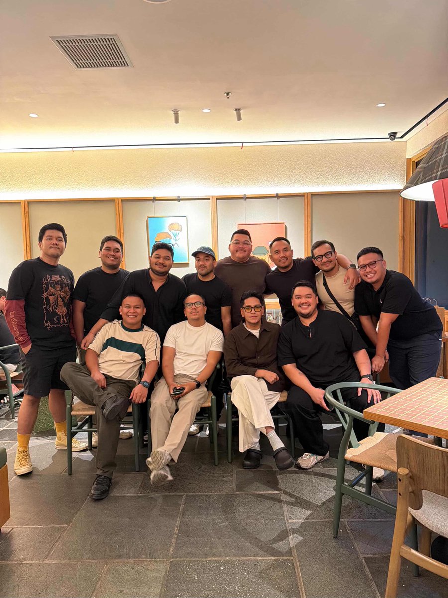 Bola Pingpong tweet media