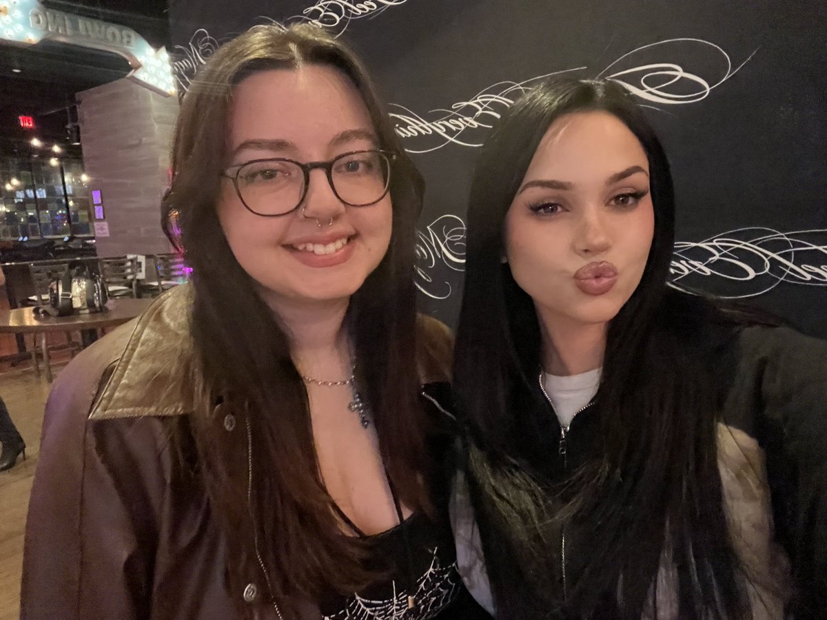 i love her so bad literally my favorite show ever