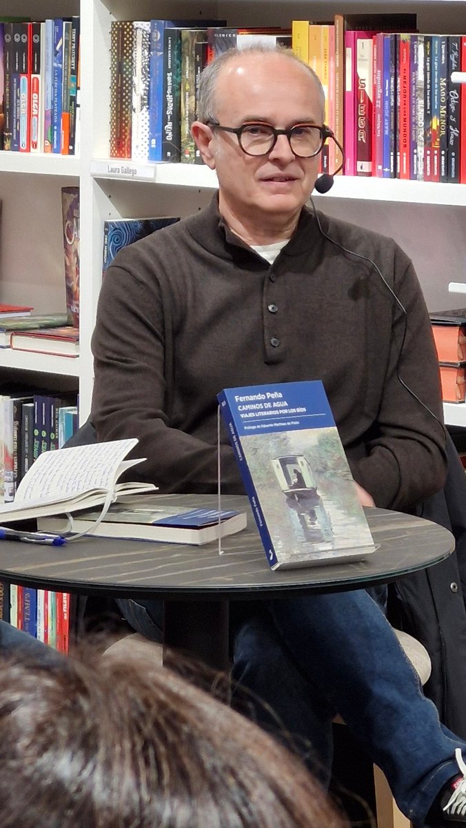 Libreria Noviembre tweet media