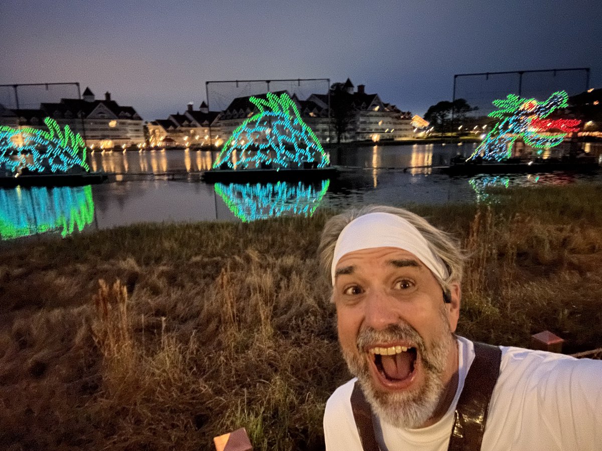 HyperionPodcast's tweet photo. What a wonderful #runDisney #PrincessRaceWeekend. Completed the #PrincessHalfMarathon, the #FairyTaleChallenge &amp; earned the #CoastToCoast Medal. I’m exhausted but completely fulfilled by the whole experience. Thanks to all you amazing, positive people that joined us on the course https://t.co/gOg4tIlwBH