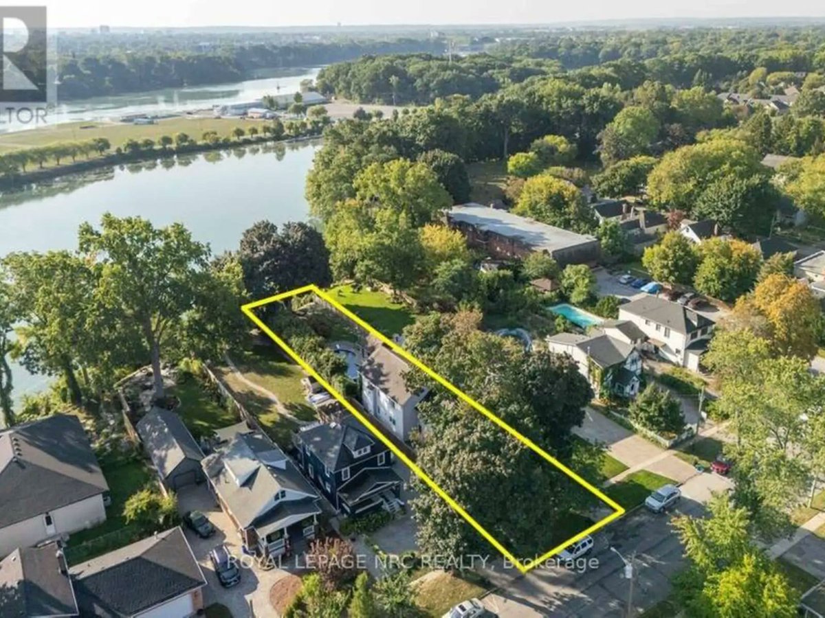 Ontario Homes For Sale tweet media