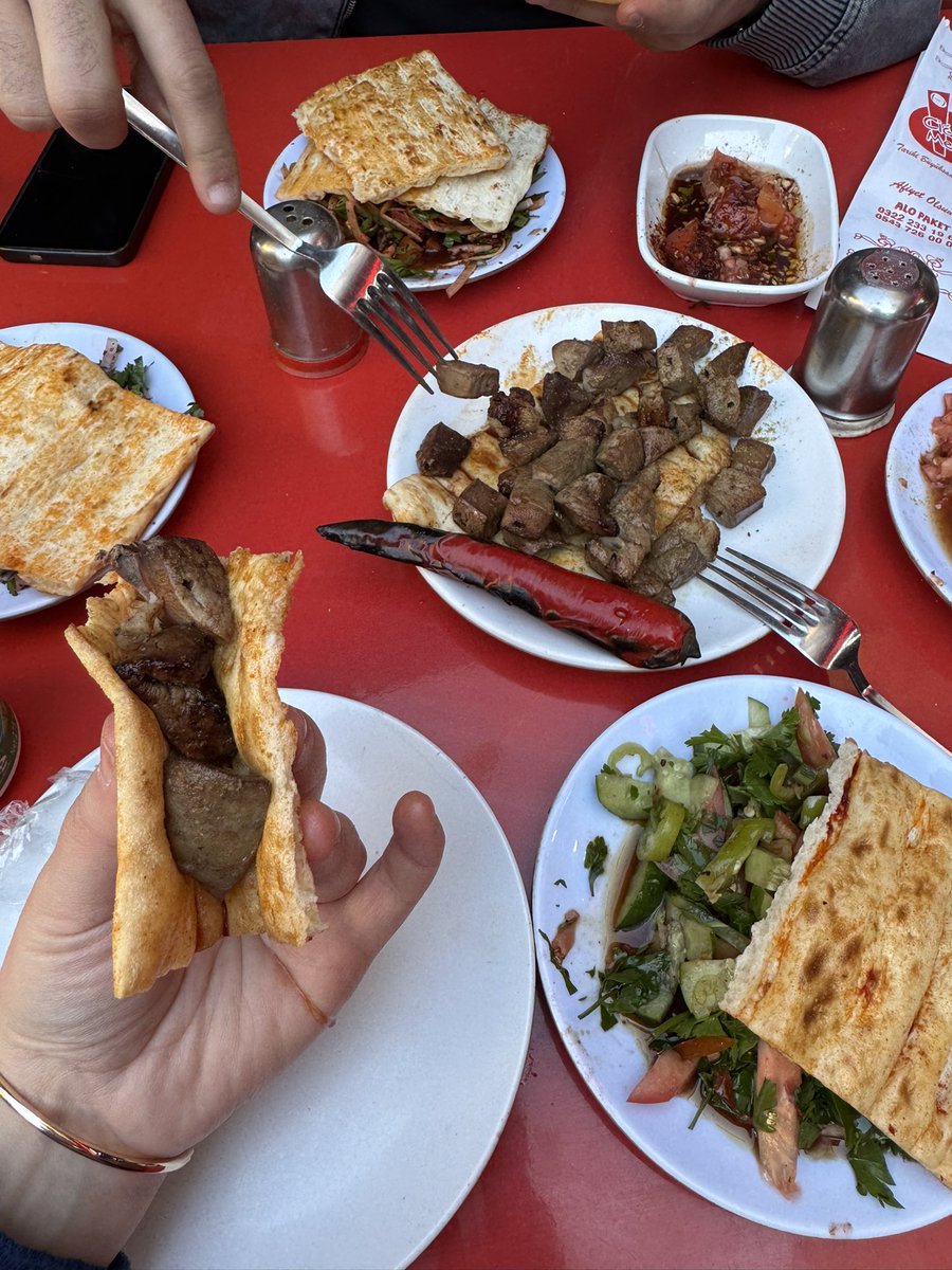 buseklc1_'s tweet photo. First date de getirdiği yere bakın https://t.co/EjBXo1AY7p