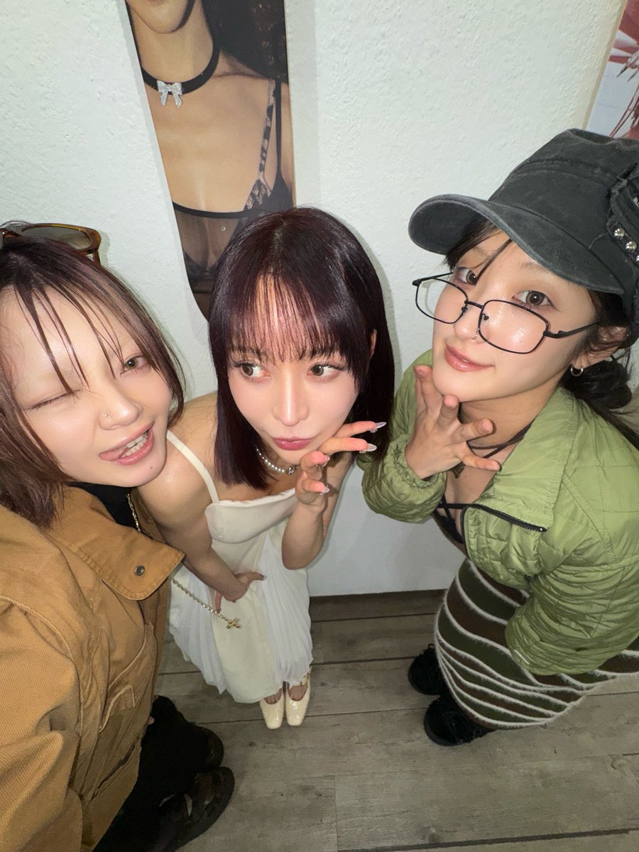 alisatngl's tweet photo. 推し活してきた💓写真どれも可愛かった〜🥰 https://t.co/PTlkJA4nDf