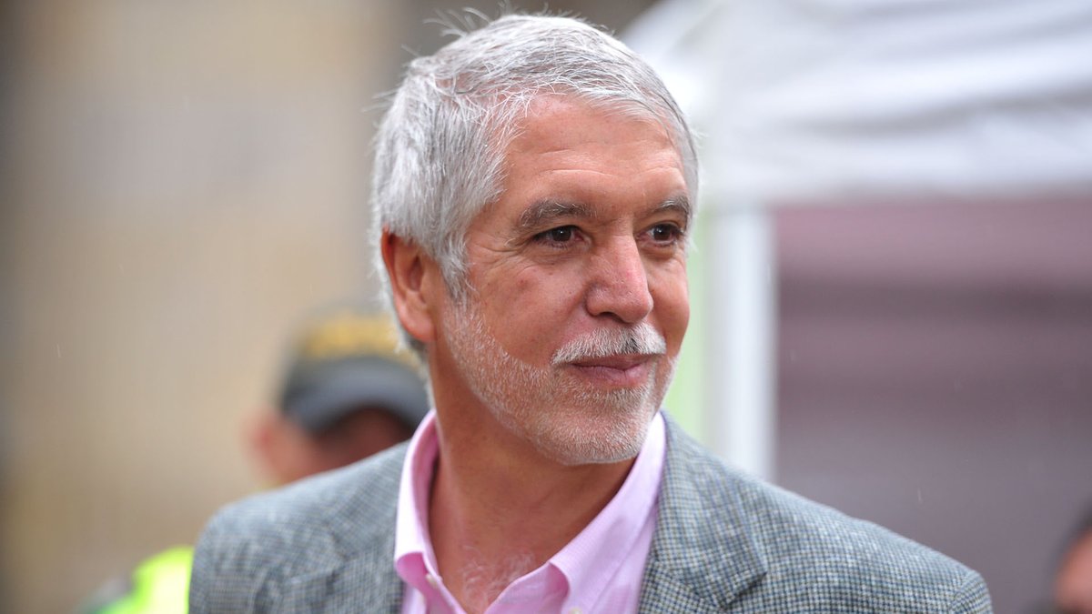 eleccionescolom's tweet photo. #ATENCION
¿Votará por @EnriquePenalosa en la Gran Consulta?

🔁 No
❤️ Si https://t.co/IoLZUuaKFZ