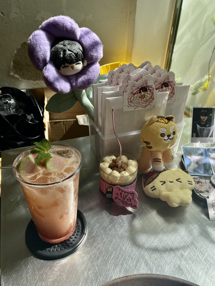 jirisol_24's tweet photo. l ๐๐๐ฉ๐ฉ๐ฒ ๐๐ก๐จ๐ฏ๐ฒ ๐๐๐ฒ l ๐๐๐๐๐๐๐~ ๐๐๐๐
>^โข-โข^<
โขโโโโโข
โ โ๋ณโ ์ฅ (๐บ๐๐๐ ๐ช๐๐๐๐๐๐)
์ตธ๋น์ ๋ฒ ํธ๋จ ํฌ๋ค์ ์ํ ๊ธฐํํธ ์ธํธ
#CHOVYWIN
#GENWIN
#CHOVYDAY #์ตธ๋น๋ https://t.co/4xkjPsijOl