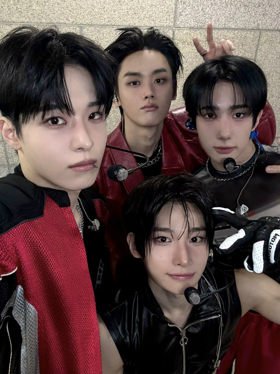 ONE PACT tweet media