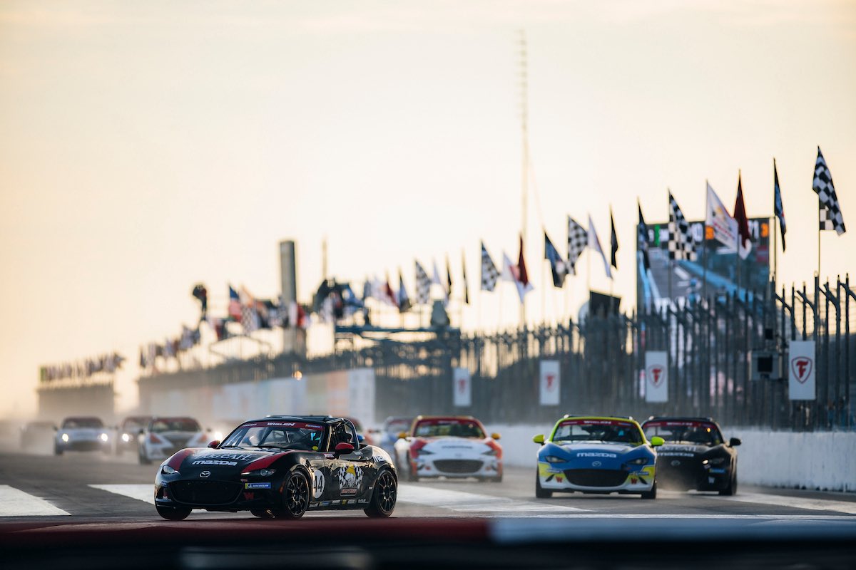 SheaRacing's tweet image. Race 2: 4 PM ET youtube.com/live/wB1yv7QZB… #BSIBuilt @MazdaMX5Cup