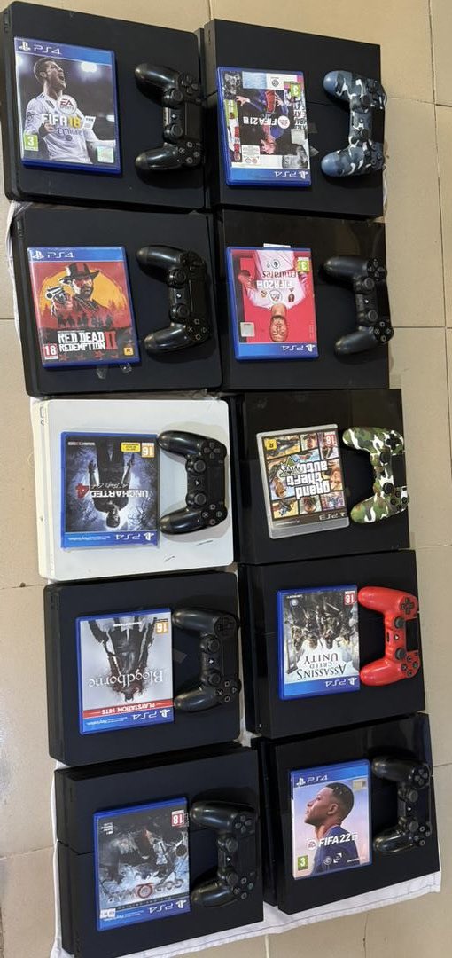 abdool_moh's tweet photo. BONANZA! Our 3rd batch of 50 foreign used PlayStations just landed in Nigeria from Europe. 

Clean foreign used PlayStations, 
40k cheaper than Nigerian price.

PlayStation 4:

Fat    180k
Slim  200k

20 consoles sold already 
Buy &amp; save over 40k.
Nationwide Delivery 🎮 🇳🇬 https://t.co/DcrKPaoOqC