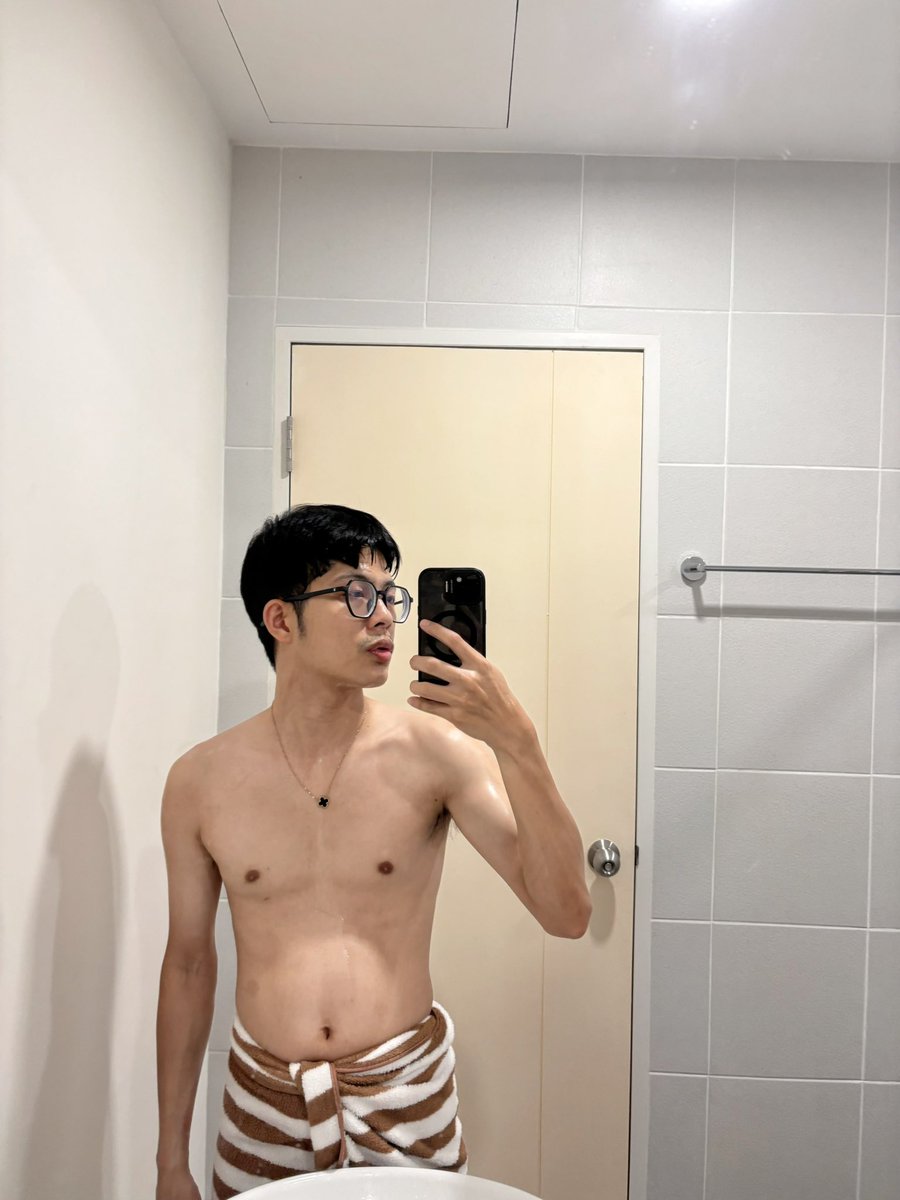 teecharyut's tweet photo. สวัสดีครับ https://t.co/kWIrcbvxS2
