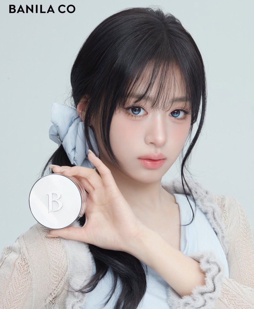 picbaemon's tweet photo. AHYEON for Banila Co https://t.co/fx58fyqKAb