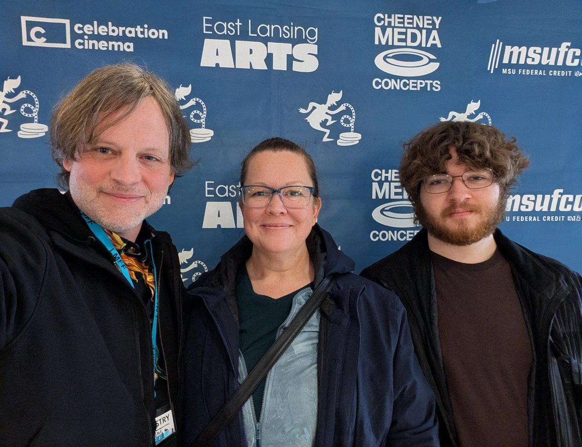 RobUnderhill's tweet photo. Great Birthday present 🎁!! My sis, Marianne, &amp; nephew, Dax, joined me at the 29th Lake Michigan Film Festival, screening my film, Another Good Day! 📽️ ✨ ⭐ https://t.co/4zSnLu1wKs