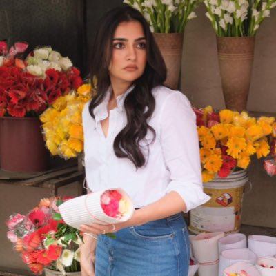 My flower girl 😍🫠❤️ 
#RukminiVasanth 

#NewProfilePic
