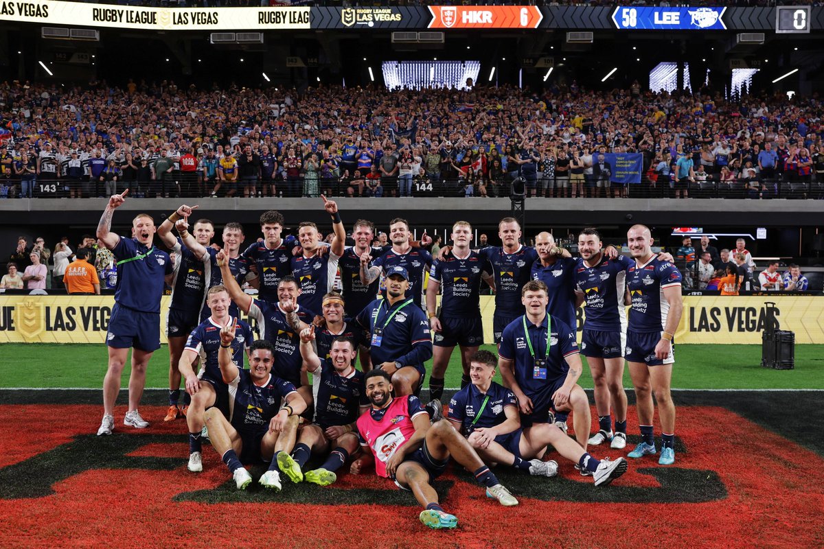 leedsrhinos's tweet photo. Thank you Rhinos fans! You helped make that such a special night 💙💛 https://t.co/Me1KYCFUML
