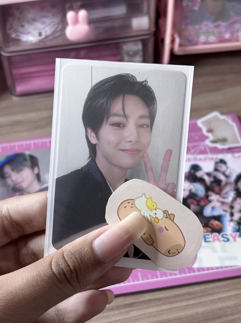 heartvenx's tweet photo. Feedback super positivo para @mlxcollector! 🥰 A embalagem estava incrível e o photocard veio com brindes maravilhosos! Tudo chegou bem protegido. Muito obrigada! 💖 https://t.co/BOkG4G1F5Q