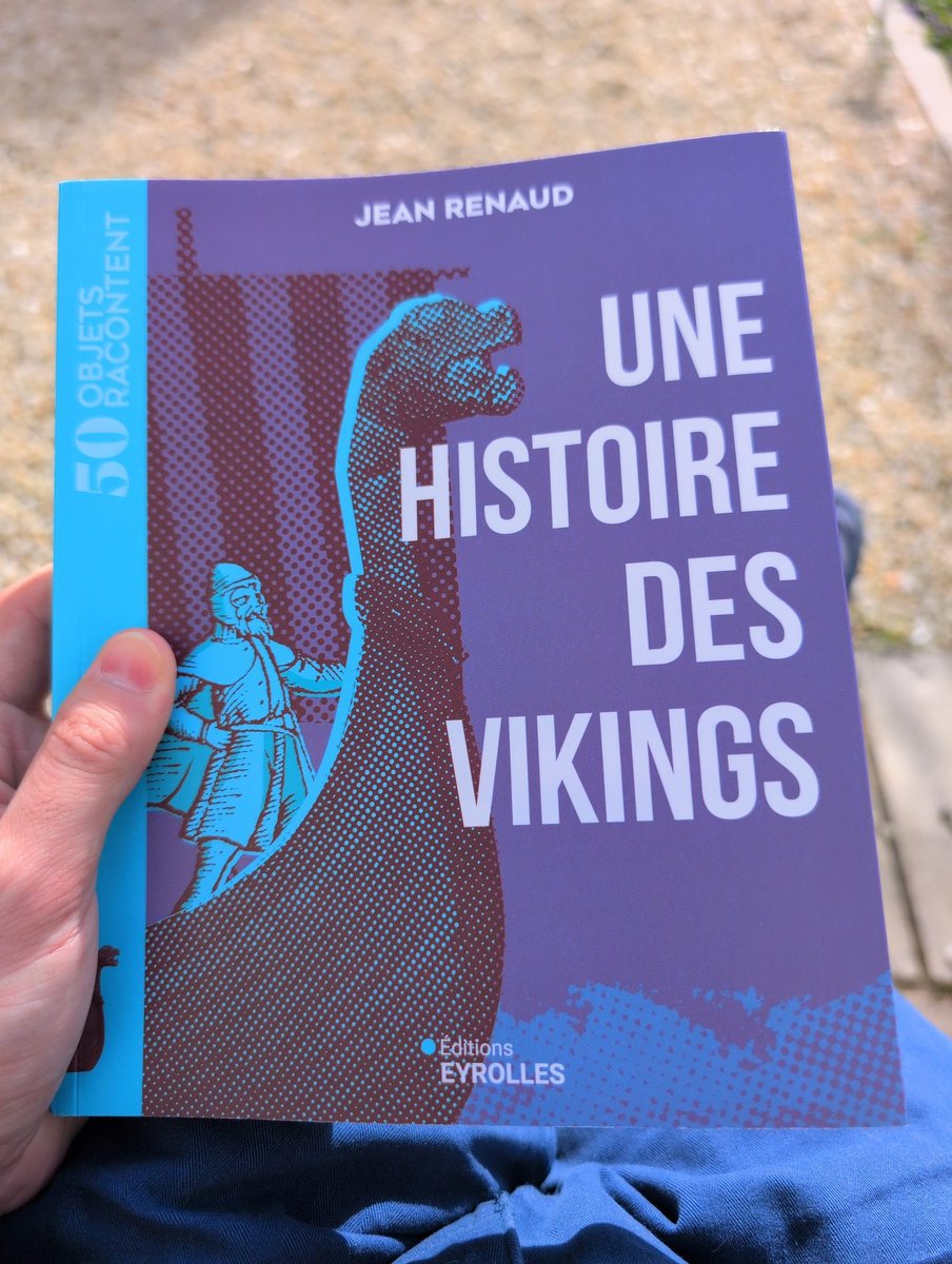 Très bel ouvrage qui raconte les Vikings (avec majuscule ici) par les traces archéologiques. Les sources littéraires et historiques viennent au secours du propos. Les termes norrois sont présentés et traduits, ce qui permet à l'étudiant d'en apprendre plus sur la langue norroise.