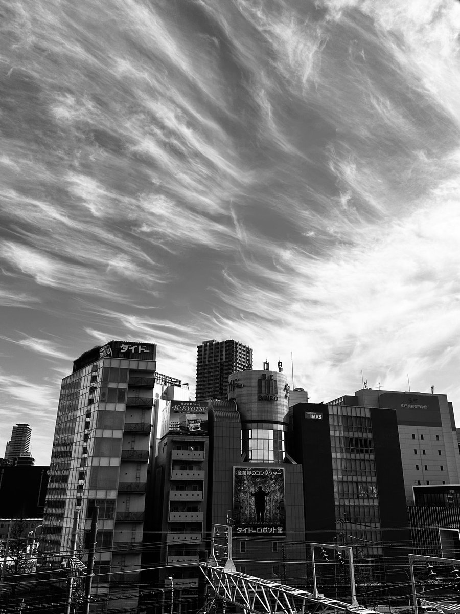 coffee and headphones tweet media